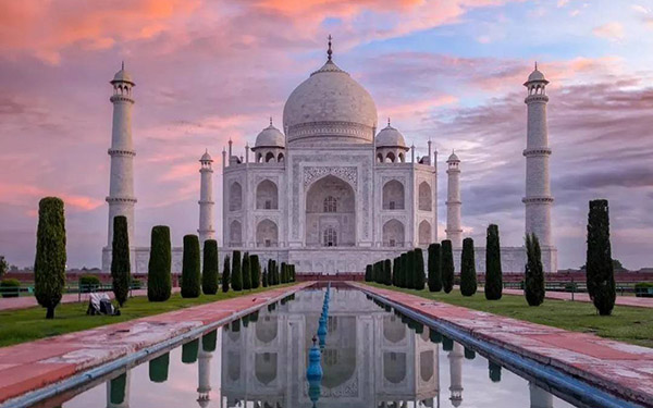 Icons of India: The Taj, Tigers & Beyond